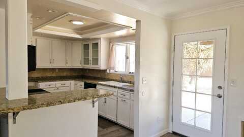 8199 Palomar Avenue, Yucca Valley, CA 92284