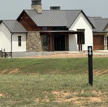 103 Baurenhof Ct., Fredericksburg, TX 78624