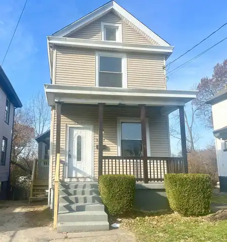 3427 Woodburn Avenue, Cincinnati, OH 45207