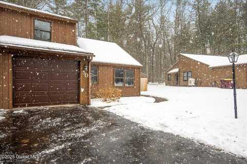 50 Pepper Bush Place, Ballston Spa, NY 12020