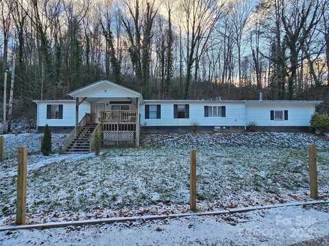 789 Cove Creek Road, Waynesville, NC 28785