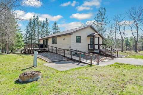 9505 Buskey Bay Dr, Iron River, WI 54847