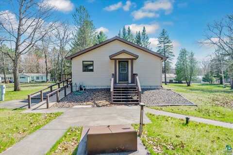 9505 Buskey Bay Dr, Iron River, WI 54847