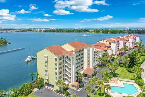 521 Marina Point Drive, Daytona Beach, FL 32114