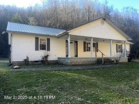 580 Lively Lane, Thelma, KY 41260