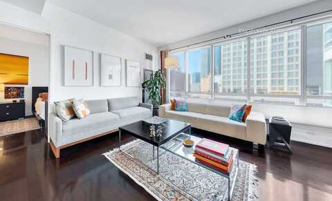 350 W 42nd Street 6M, New York, NY 10036