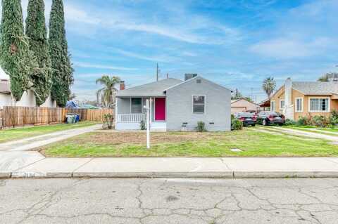 2134 Cambridge Avenue E, Fresno, CA 93703