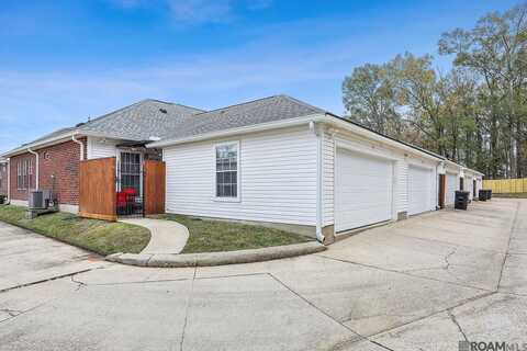 152 S Foster Dr, Baton Rouge, LA 70806