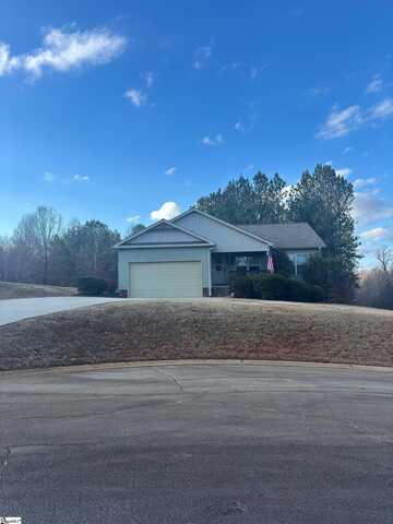 105 Oak Leaf Court, Pickens, SC 29671