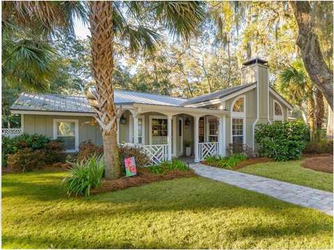 227 Peachtree Street, Saint Simons Island, GA 31522