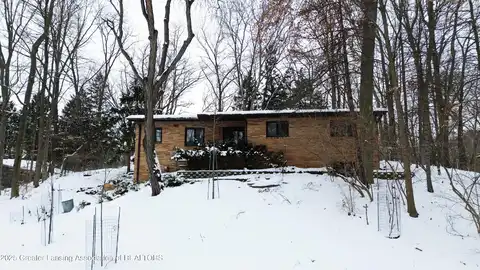 4437 Maumee Drive, Okemos, MI 48864