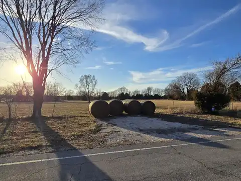 000 N Farm Rd 141, Springfield, MO 65803