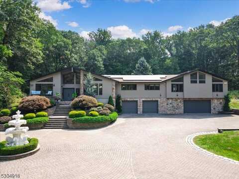 56 Old Mill Rd, Mendham, NJ 07930