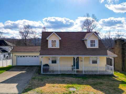 125 Forest Drive, Ona, WV 25545