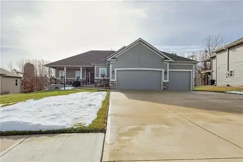 4116 Autumn Ridge Court, Saint Joseph, MO 64505