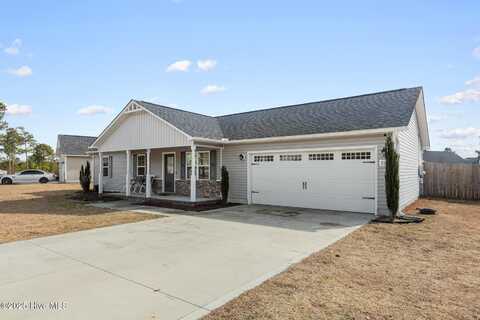 716 Addor Drive, Richlands, NC 28574