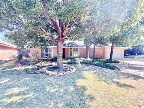 8209 Chicago Avenue, Lubbock, TX 79424