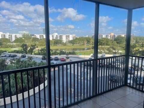20301 W Country Club Dr, Aventura, FL 33180