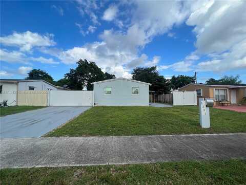 1331 N 69th Way, Hollywood, FL 33024