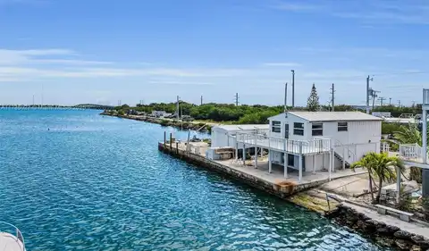 25161 Center St, Lower Keys, FL 33042