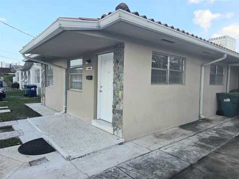 11040 SW 4th St, Sweetwater, FL 33174