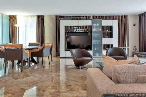 16500 Collins Ave, Sunny Isles Beach, FL 33160