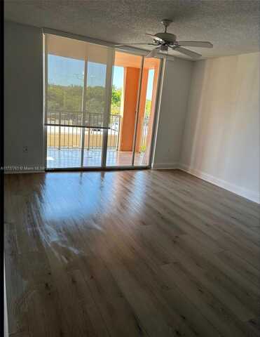 19601 E Country Club Dr, Aventura, FL 33180