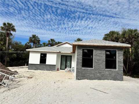 4393 32ND AVE SE, Naples, FL 34117