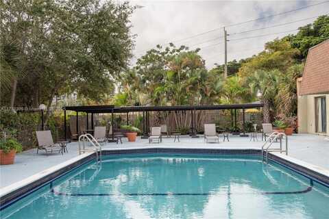 16950 W Dixie Hwy, North Miami Beach, FL 33160