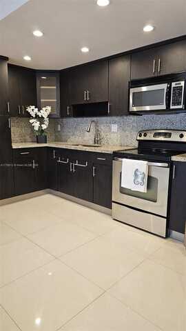 4160 NW 79th Ave, Doral, FL 33166