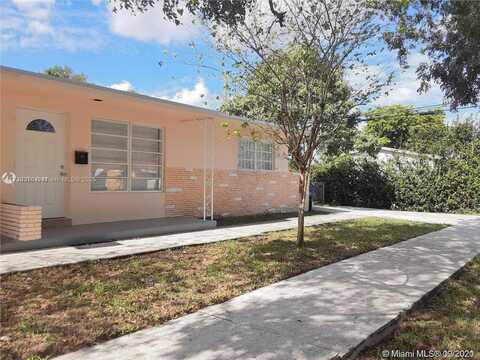 412 SW 10th St, Hallandale Beach, FL 33009