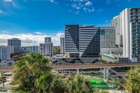 88 SW 7th St, Miami, FL 33130