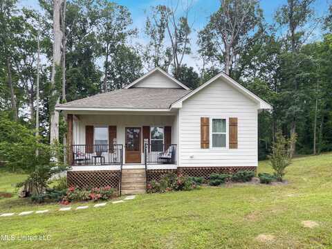 133 Camellia Circle, Florence, MS 39073