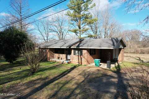 57 S Main St West, Holcomb, MS 38940