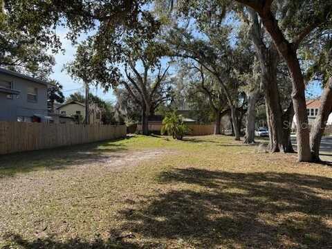 600 SANFORD AVENUE, SANFORD, FL 32771