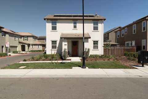 2049 Daimler ST, LATHROP, CA 95330