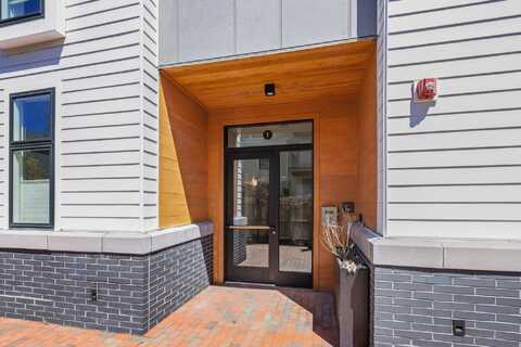 1 Joy Place, Portland, ME 04102