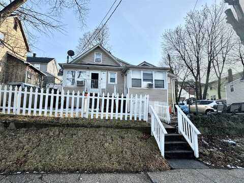 48 Van Nostrand Avenue, Great Neck, NY 11024