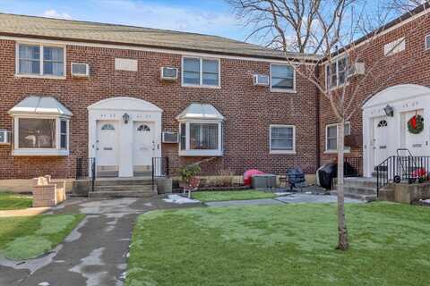 61-25 255th Street, Little Neck, NY 11362