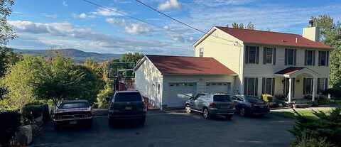 135 S Quaker Hill Road, Patterson, NY 12563