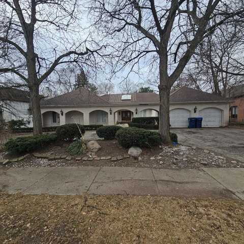 2540 Queens Way, Northbrook, IL 60062