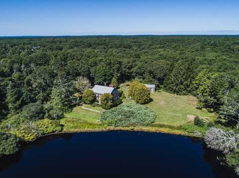 15 Jernegan Pond Road Road, Edgartown, MA 02539