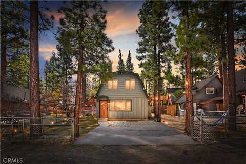 1036 Robinhood Boulevard, Big Bear City, CA 92314