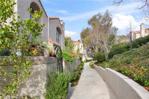 22307 Mission Circle, Chatsworth, CA 91311
