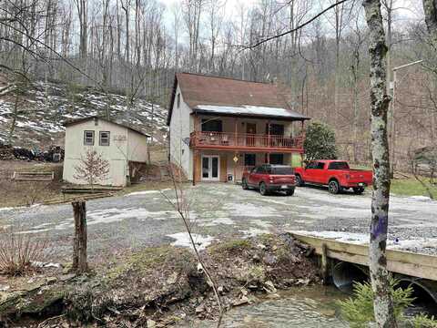 1691 Poe Run Road, Elkins, WV 26241