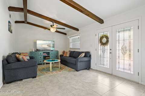 2226 S DAYTONA Avenue, Flagler Beach, FL 32136