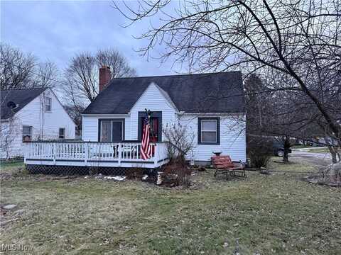 1809 Ridgelawn Avenue, Youngstown, OH 44509