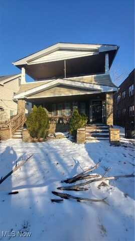 991 E 143rd Street unit: Lower, Cleveland, OH 44110