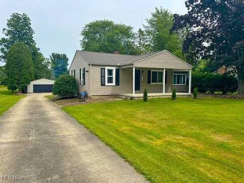 927 Warner Road, Brookfield, OH 44403