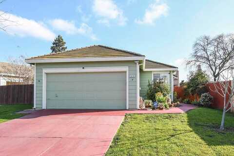 5026 Opal Creek Court, Elk Grove, CA 95758